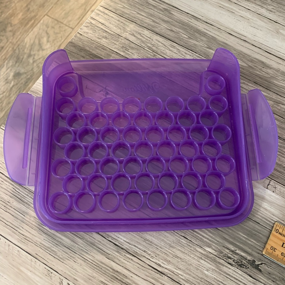Wilton Tip Storage Container - Picture 5 of 5